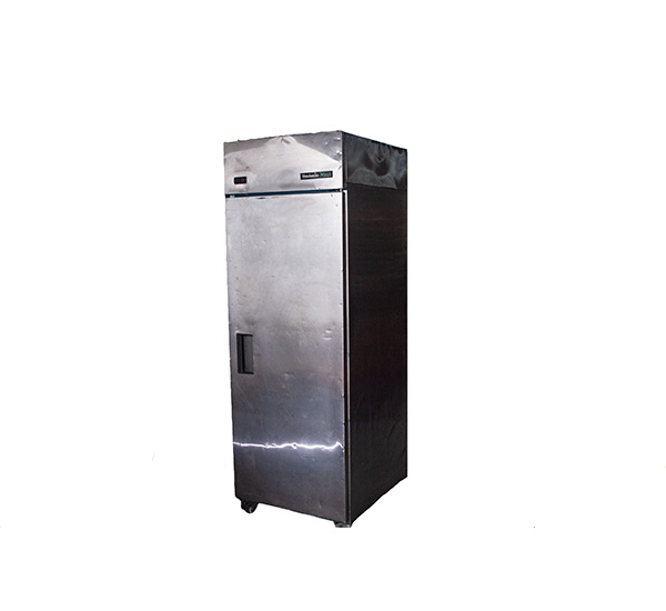 GELADEIRA VERTICAL 240L 110V